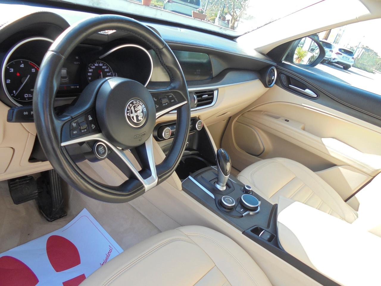 Alfa Romeo Stelvio 2.2 Turbodiesel 210 CV AT8 Q4 Executive