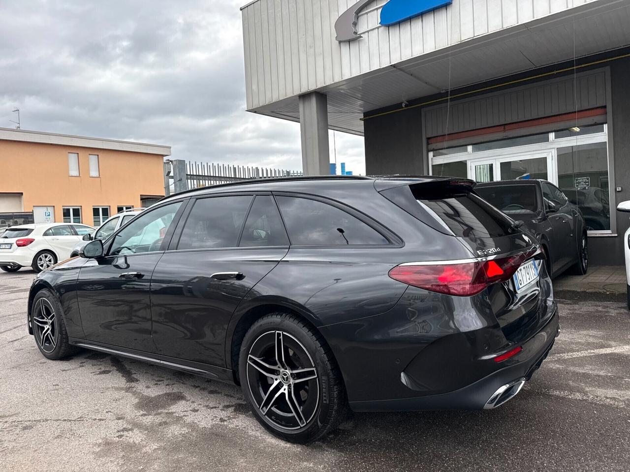 Mercedes-Benz E 220 d AMG Line Premium Plus auto