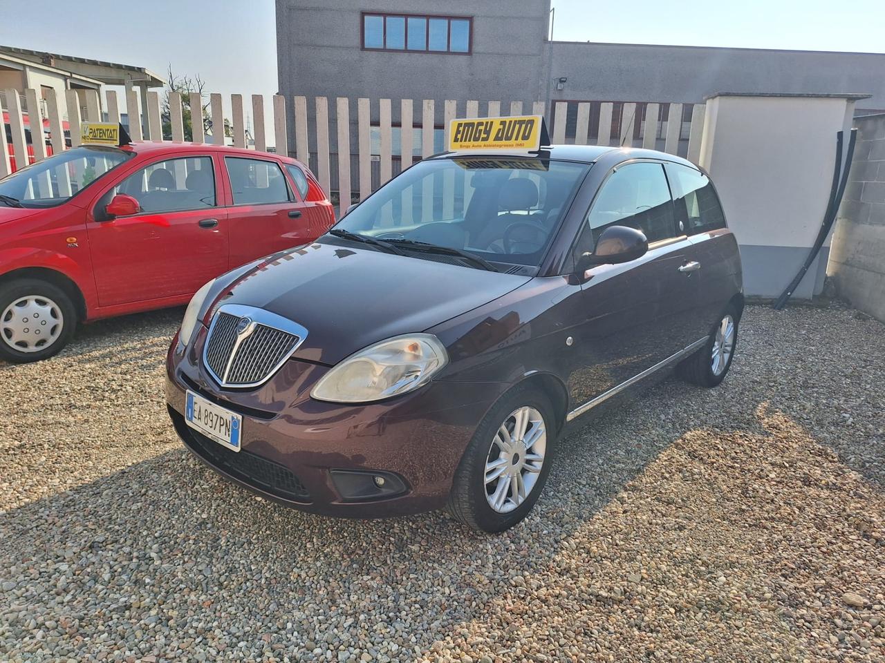 Lancia Ypsilon 1.4 Oro Ecochic GPL