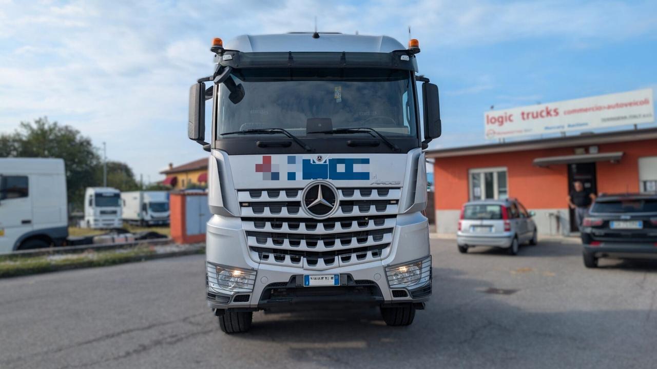 TRATTORE STRADALE MERCEDES AROCS 3363 LS