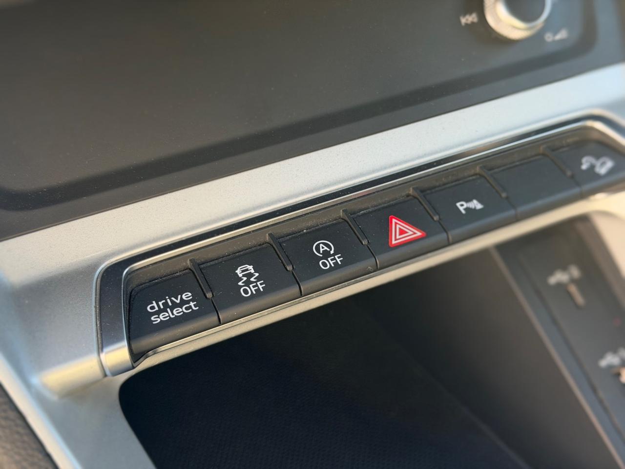 Audi Q3 35 TDI 2.0 150 CV SPORTBACK S LINE TETTO IDENTITY BLACK QUATTRO