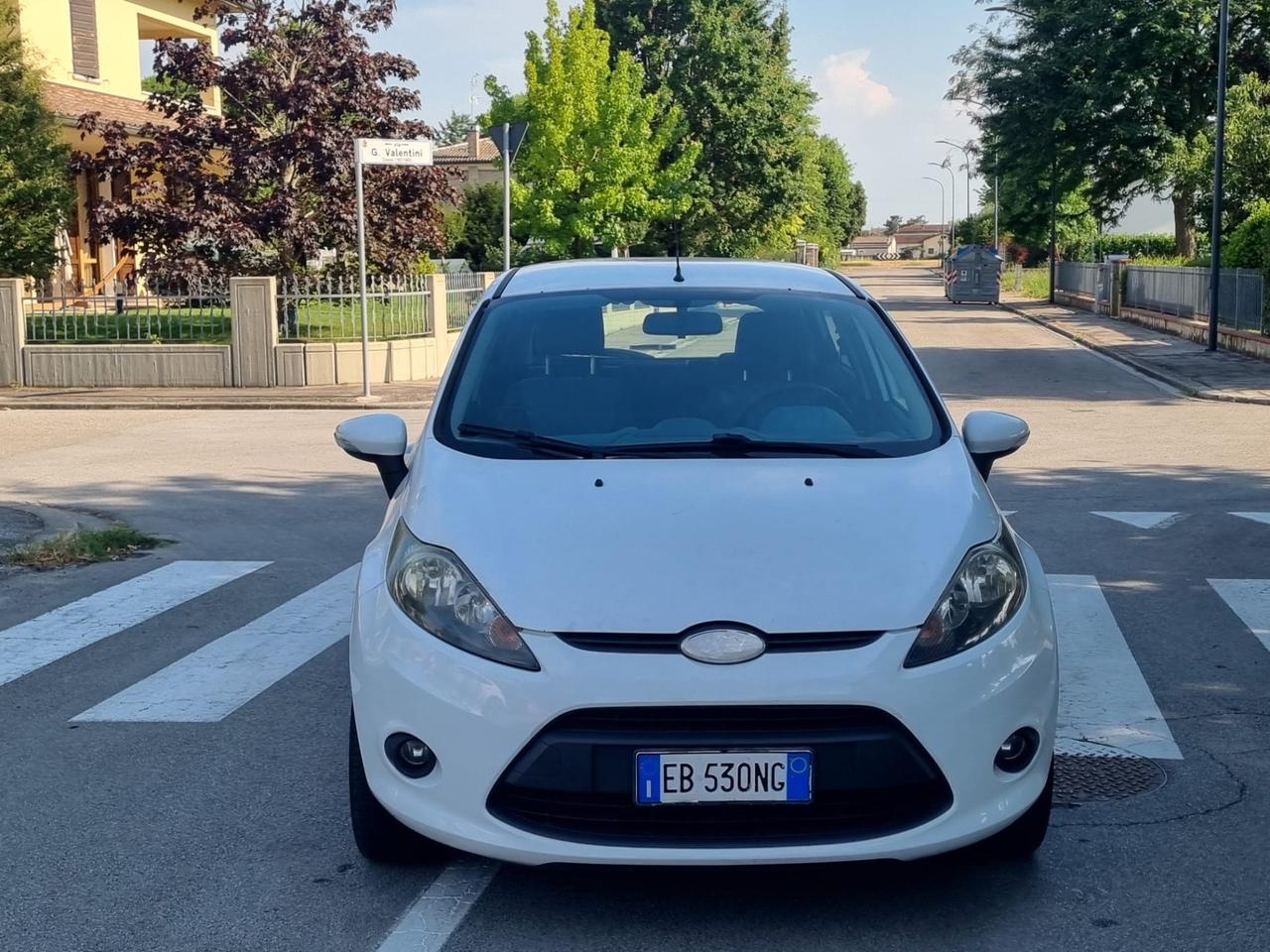 Ford Fiesta 1.4 5 porte Bz.- GPL Titanium