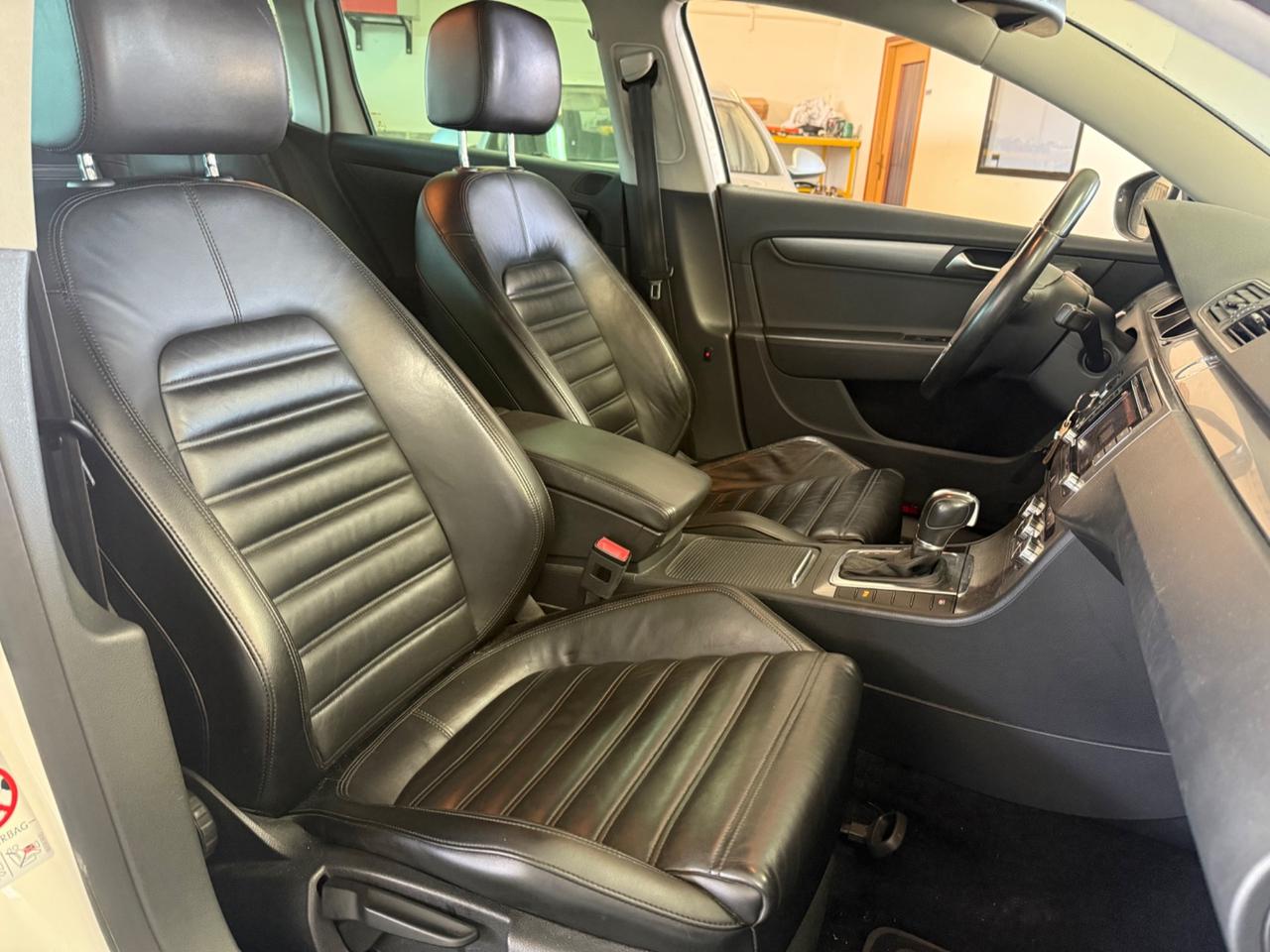 Volkswagen Passat 1.4 TSI DSG HIGHLINE