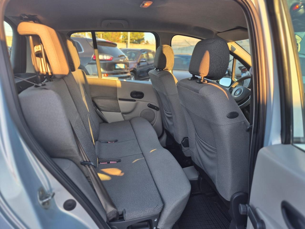 Renault Modus 1.5 dCi 65CV Confort Authentique