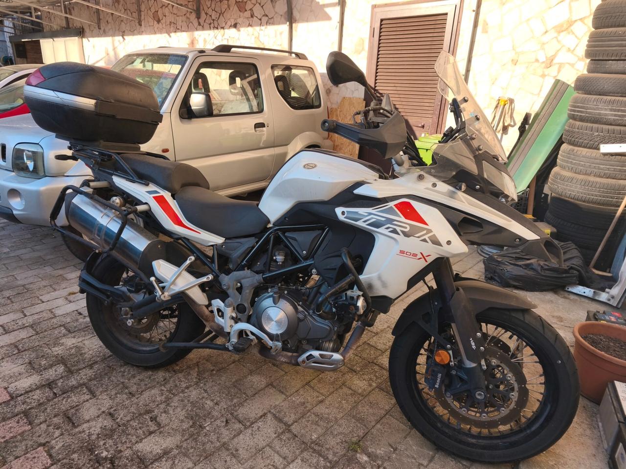 Benelli TRK 502