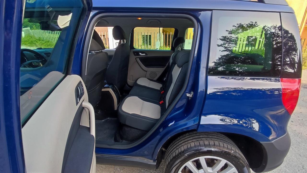 SKODA YETI 2.0 TDI DSG 4X4 140 CV ADVENTURE