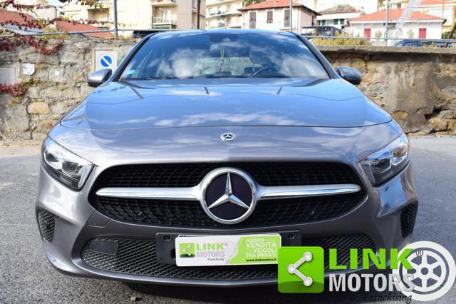 MERCEDES-BENZ A 180 d Automatic Business