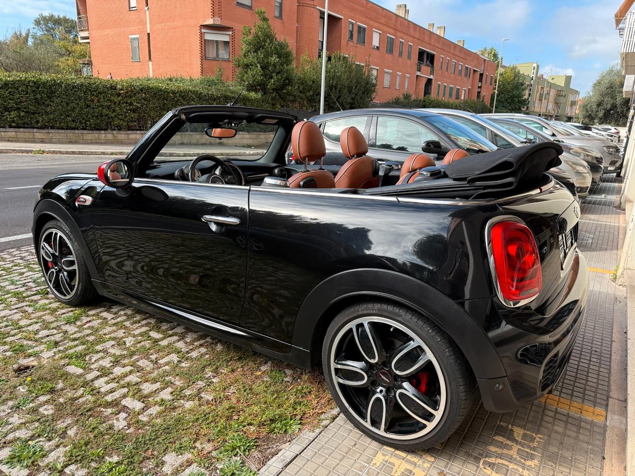 Mini John Cooper Works Cabrio 2.0 Full Optional, Head-Up display, Sedili in pelle, Retrocamera, Palette al volante