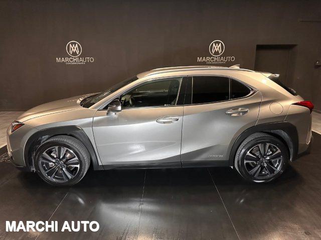 LEXUS UX Full Electric UX Hybrid Executive