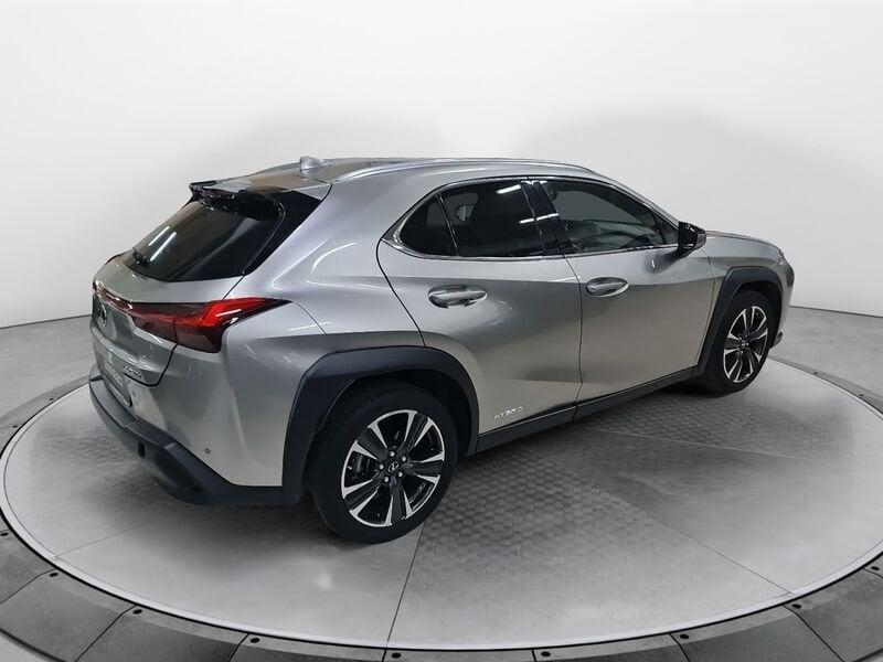 Lexus UX Hybrid Premium