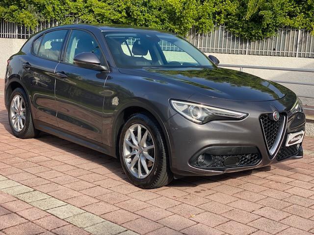 Alfa Romeo Stelvio 2.2 Turbodiesel 180 CV AT8 RWD Super