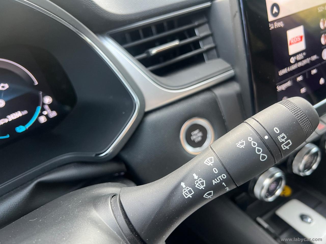 RENAULT Captur Full Hybrid E-Tech 145 CV Techno
