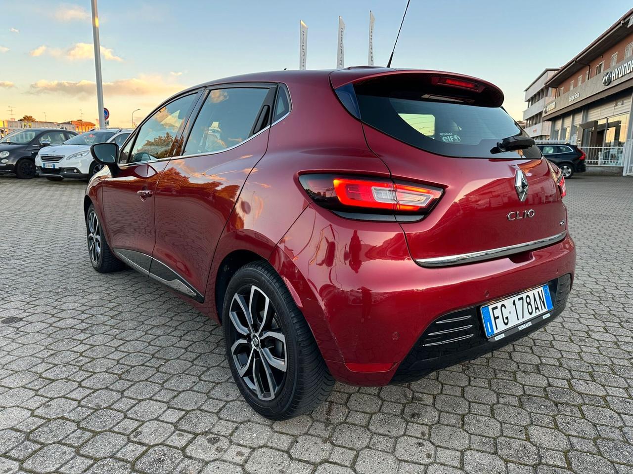 Renault Clio dCi 8V 90CV Start&Stop 5 porte Energy Excite NEOPATENTATI