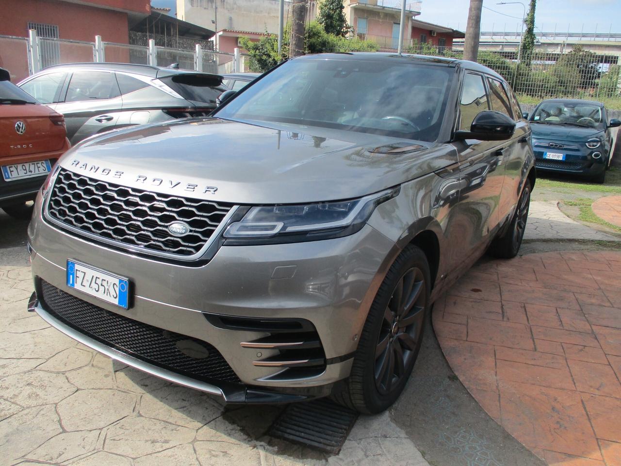 Land Rover Range Velar 2.0D I4 240 CV R-Dynamic HSE