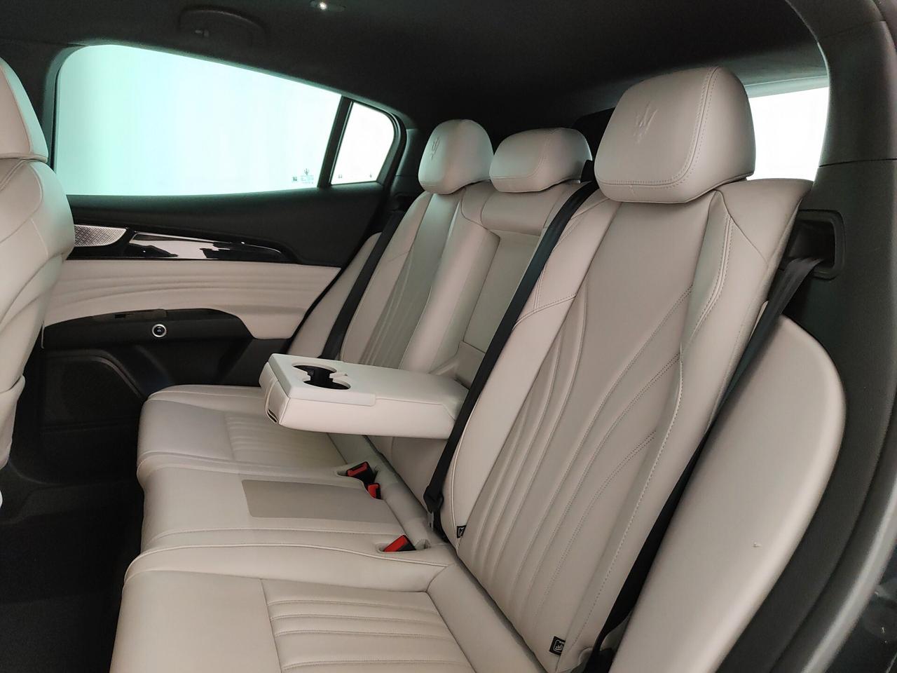 Maserati Grecale MHEV 330 CV AWD Modena