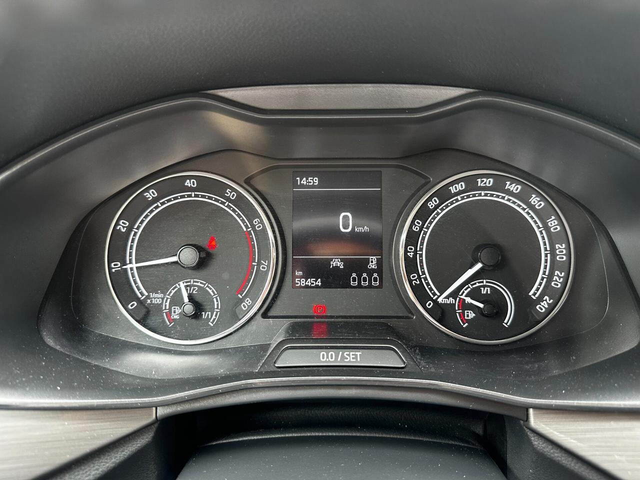 Skoda Kamiq 1.0 G-Tec ScoutLine "NEOPATENTATI"