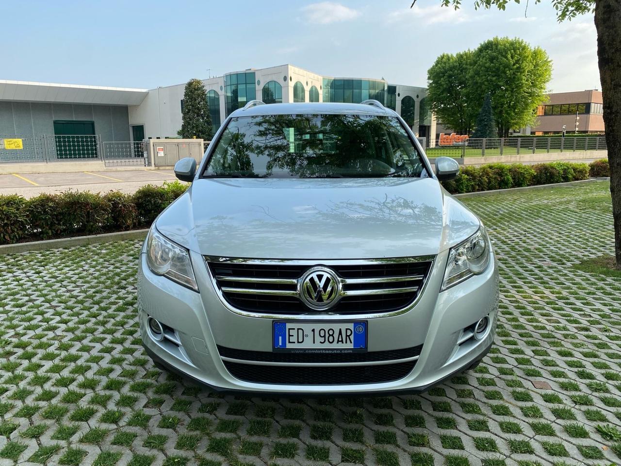 Volkswagen Tiguan 2.0 TDI DPF 4MOTION tiptronic Sport & Style
