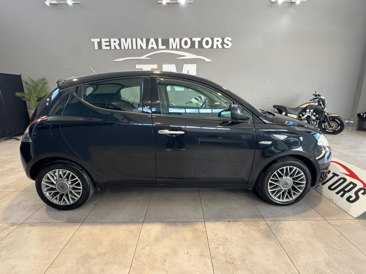 Lancia Ypsilon 1.3 MJT 16V 95 CV 5 porte S&S Gold