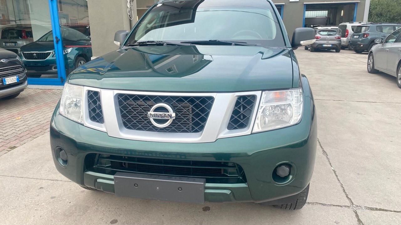 Nissan Navara 2.5 dCi 4 porte Double Cab WoRK