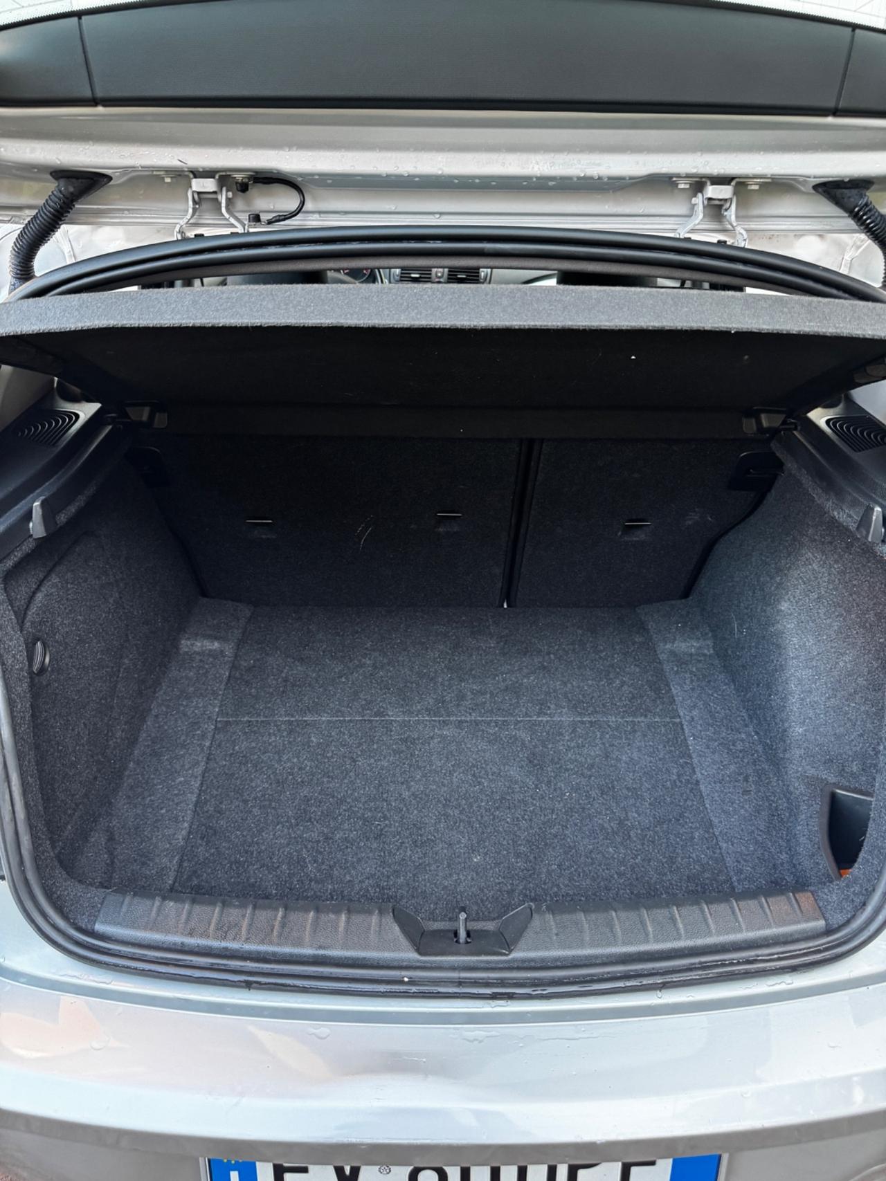 BMW Serie 1 118d Automatica Diesel – 2014 –