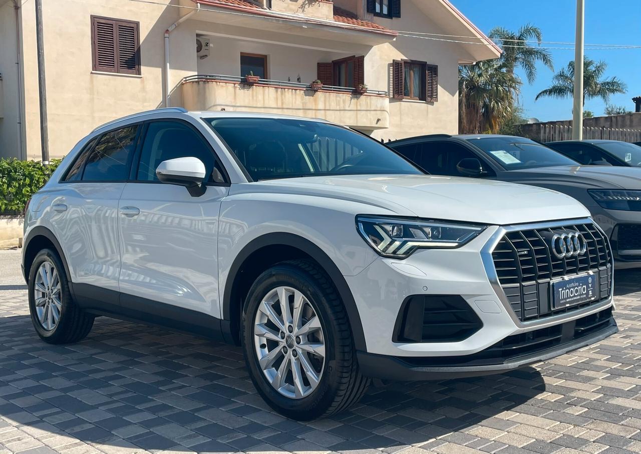 Audi Q3 Business 2.0 TDI 190CV s-tronic quattro 40
