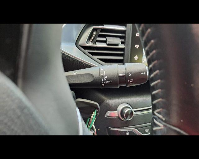 PEUGEOT 308 5p 1.2 puretech Allure s&s 130cv