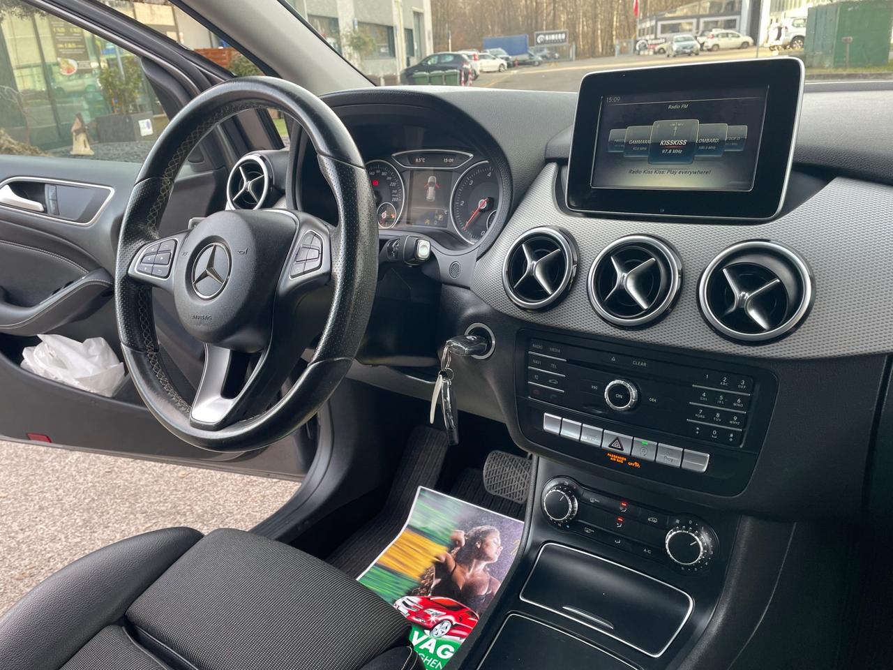 Mercedes-benz B 180 d Automatik Premium*Neopatentati*Solo 44000Km*Euro6