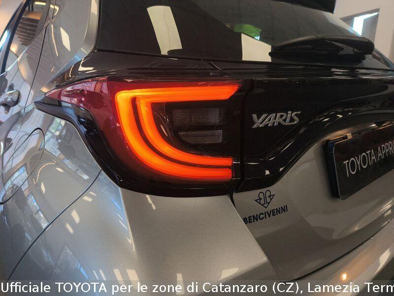 Toyota Yaris Hybrid Trend MY22