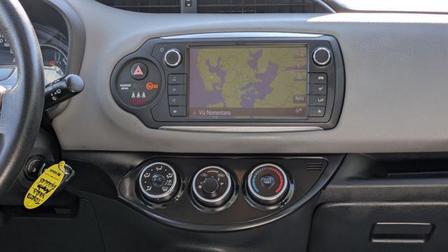 TOYOTA Yaris 1.4d 90cv NAVI CERCHI IN LEGA