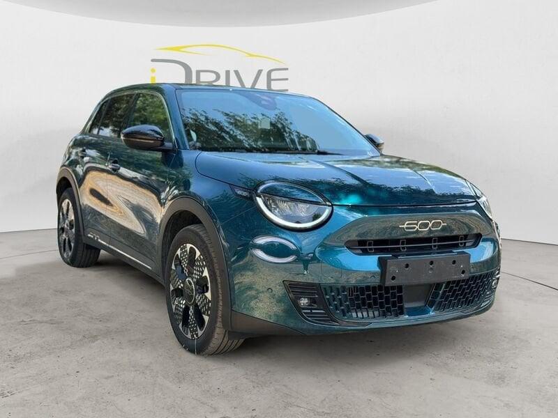 FIAT 600 Hybrid 100 CV DCT MHEV La Prima