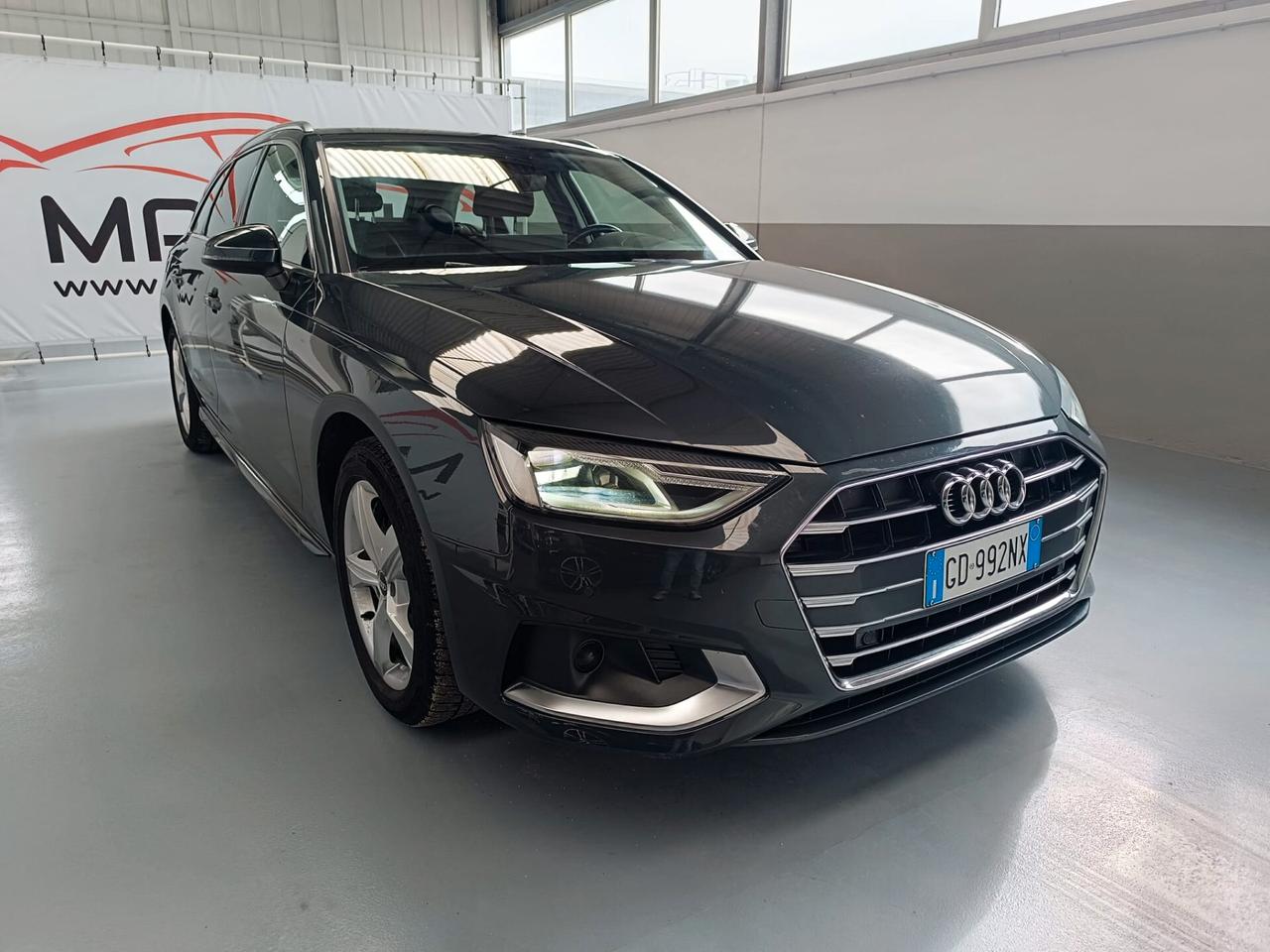 Audi A4 Avant 35 TDI/163 CV S tronic Business Advanced