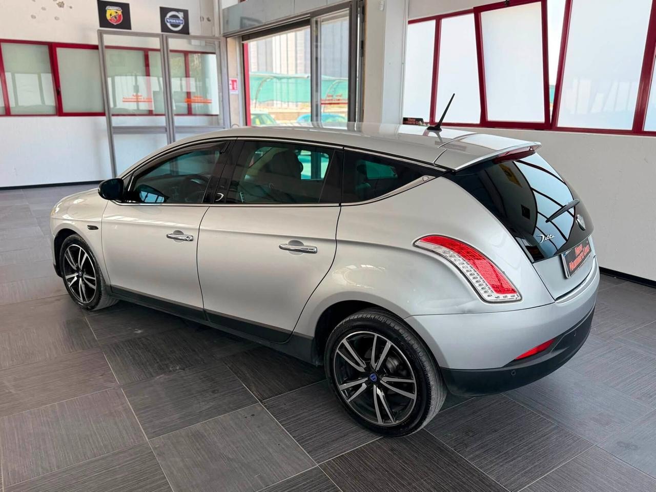 Lancia delta 1.6 Mjt 120cv Oro 2009