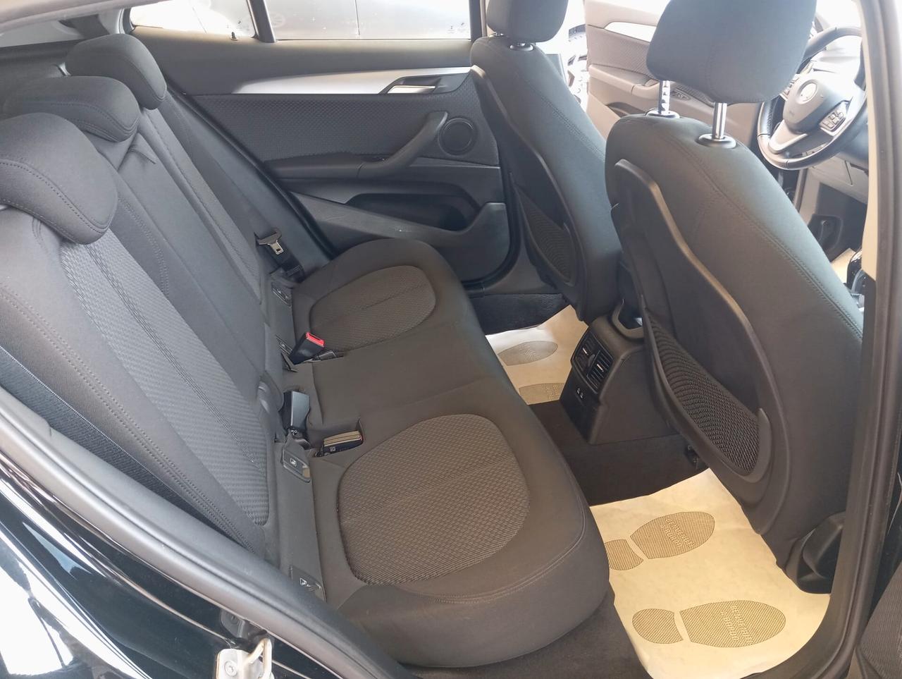 Bmw X2 xDrive18d Business-X