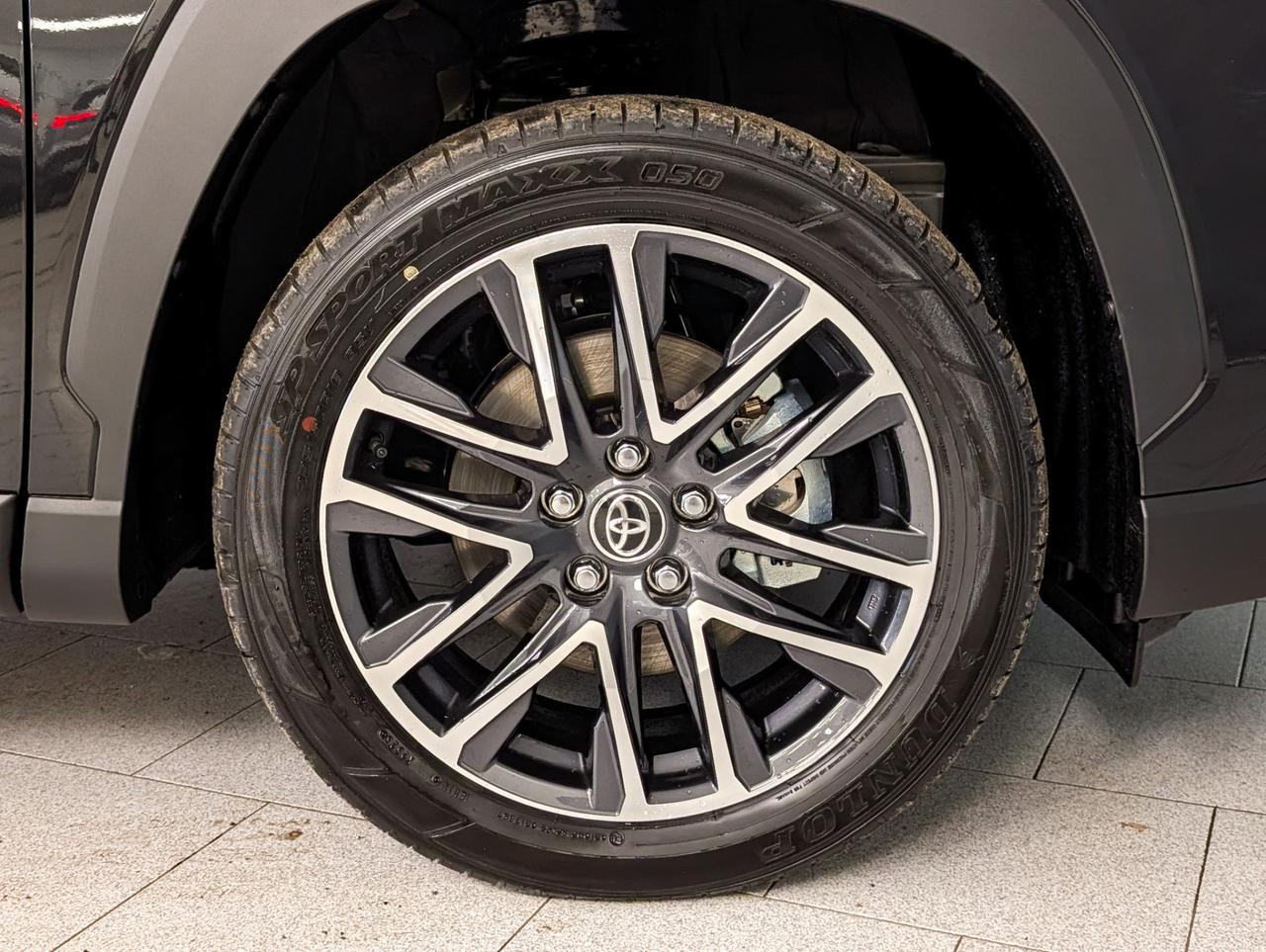 Toyota 1.8 Hybrid 140cv e-cvt Icon Style