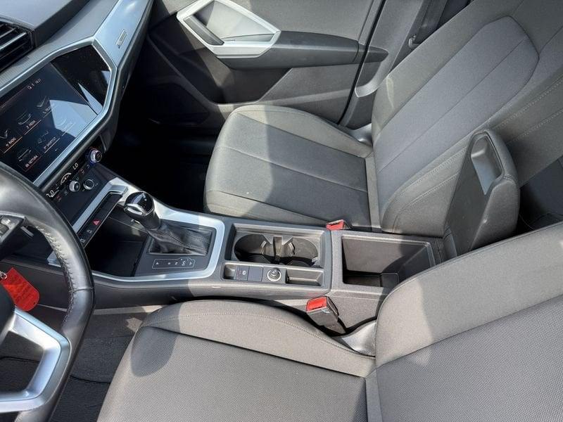 Audi Q3 Sportback 35 TDI S tronic Business Plus
