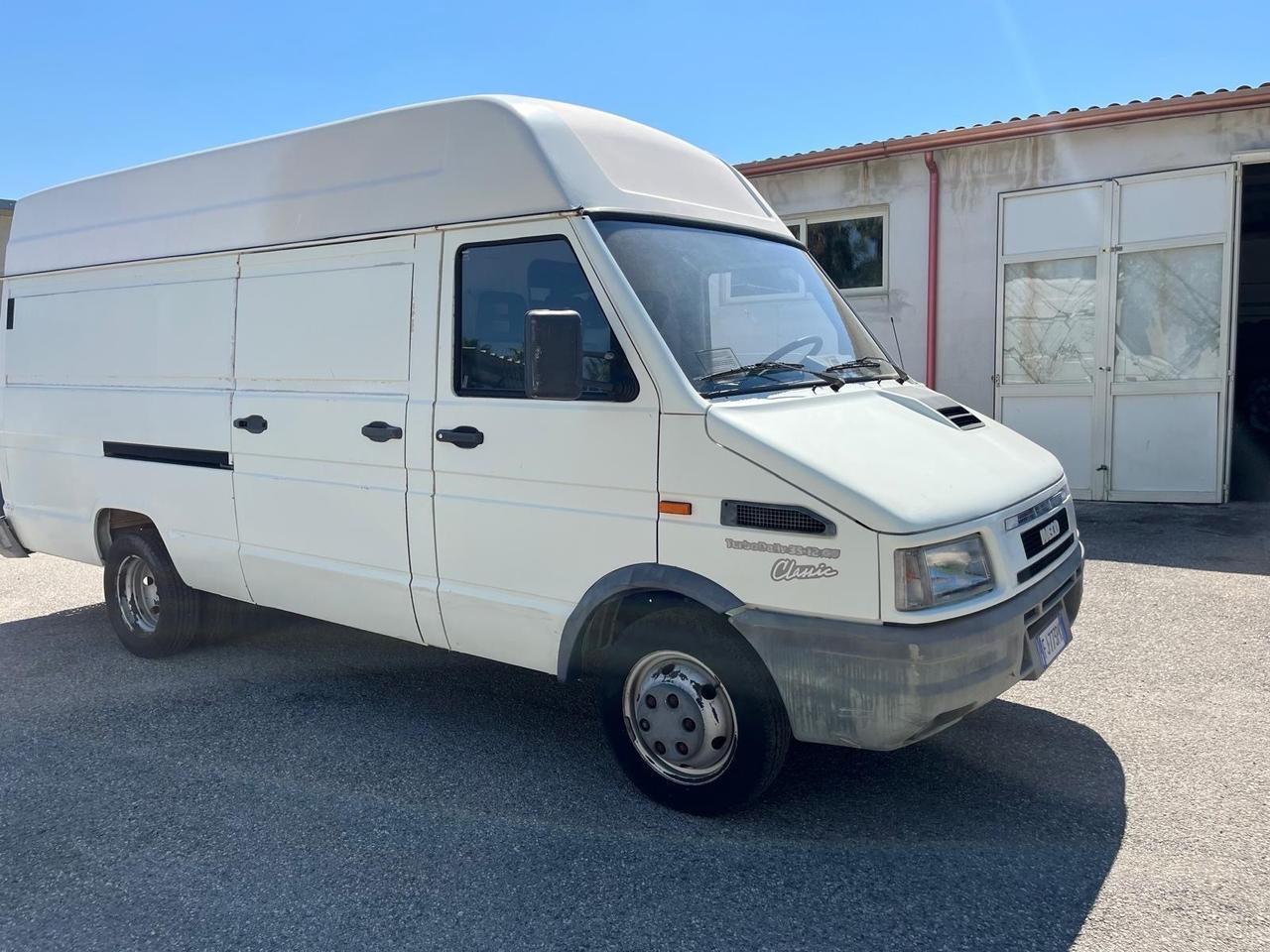 Iveco turbo Daily 35-12 -2.8- km 210000-1997