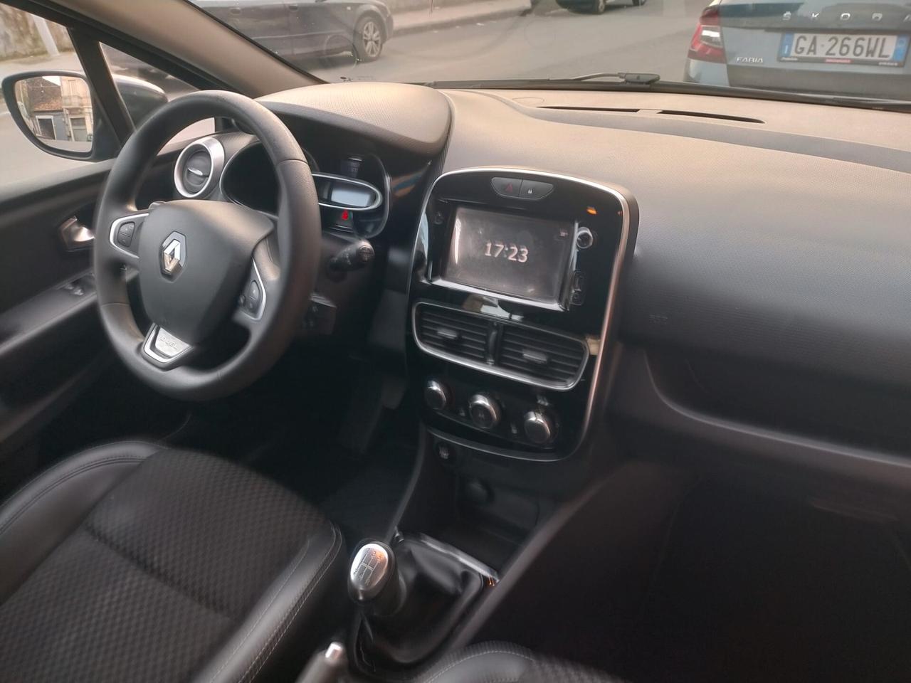 Renault Clio dCi 8V 90 CV Start&Stop 5 porte Energy Duel2