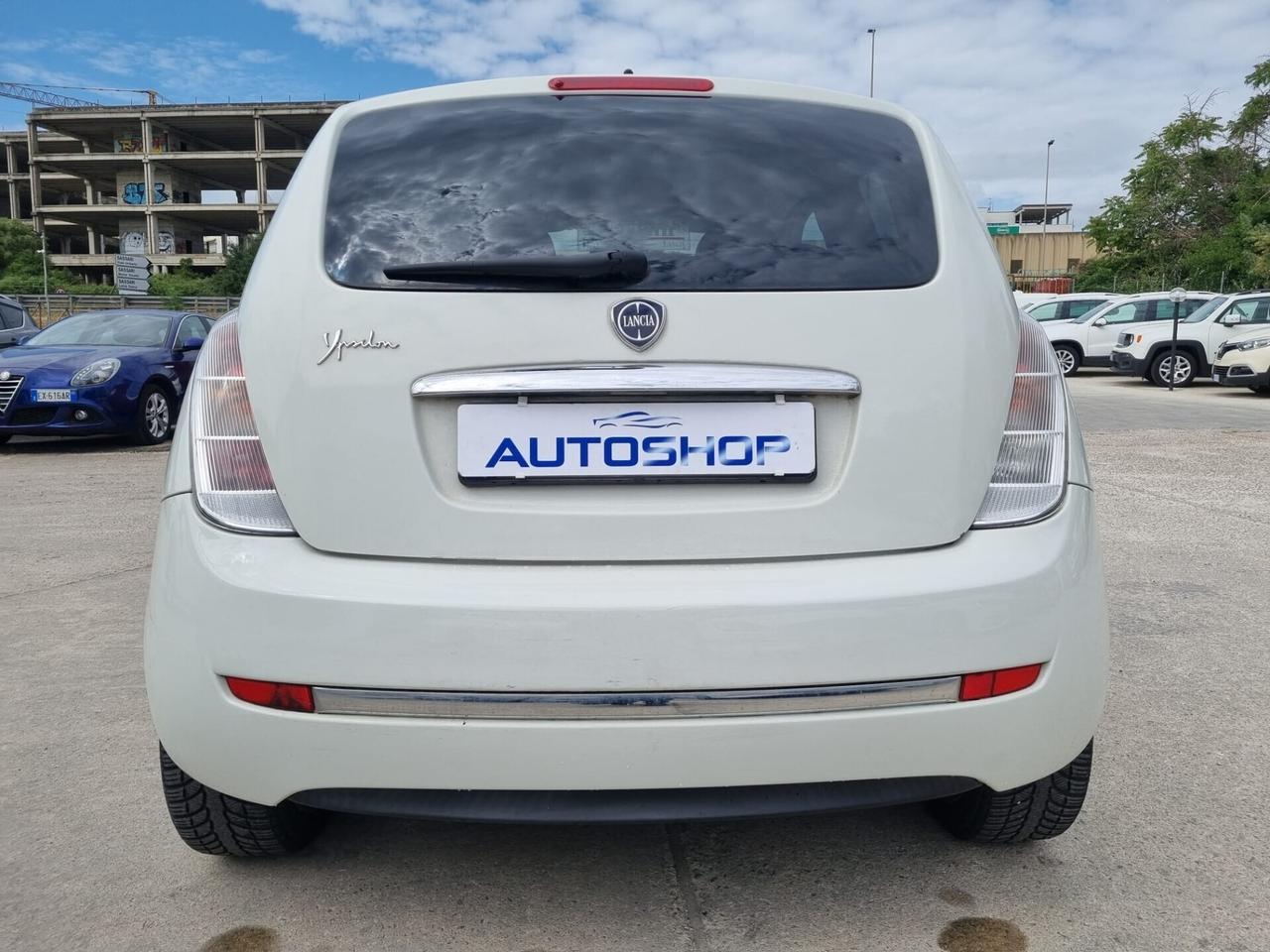 Lancia Ypsilon 1.2 Argento