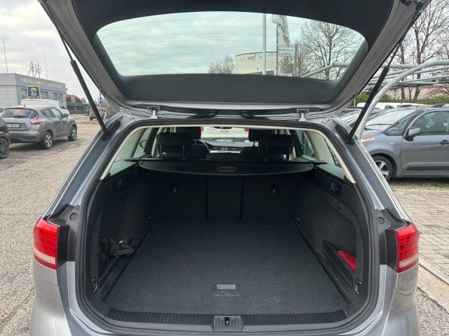 VOLKSWAGEN Passat Variant 2.0 TDI DSG Business BlueMotion Tech