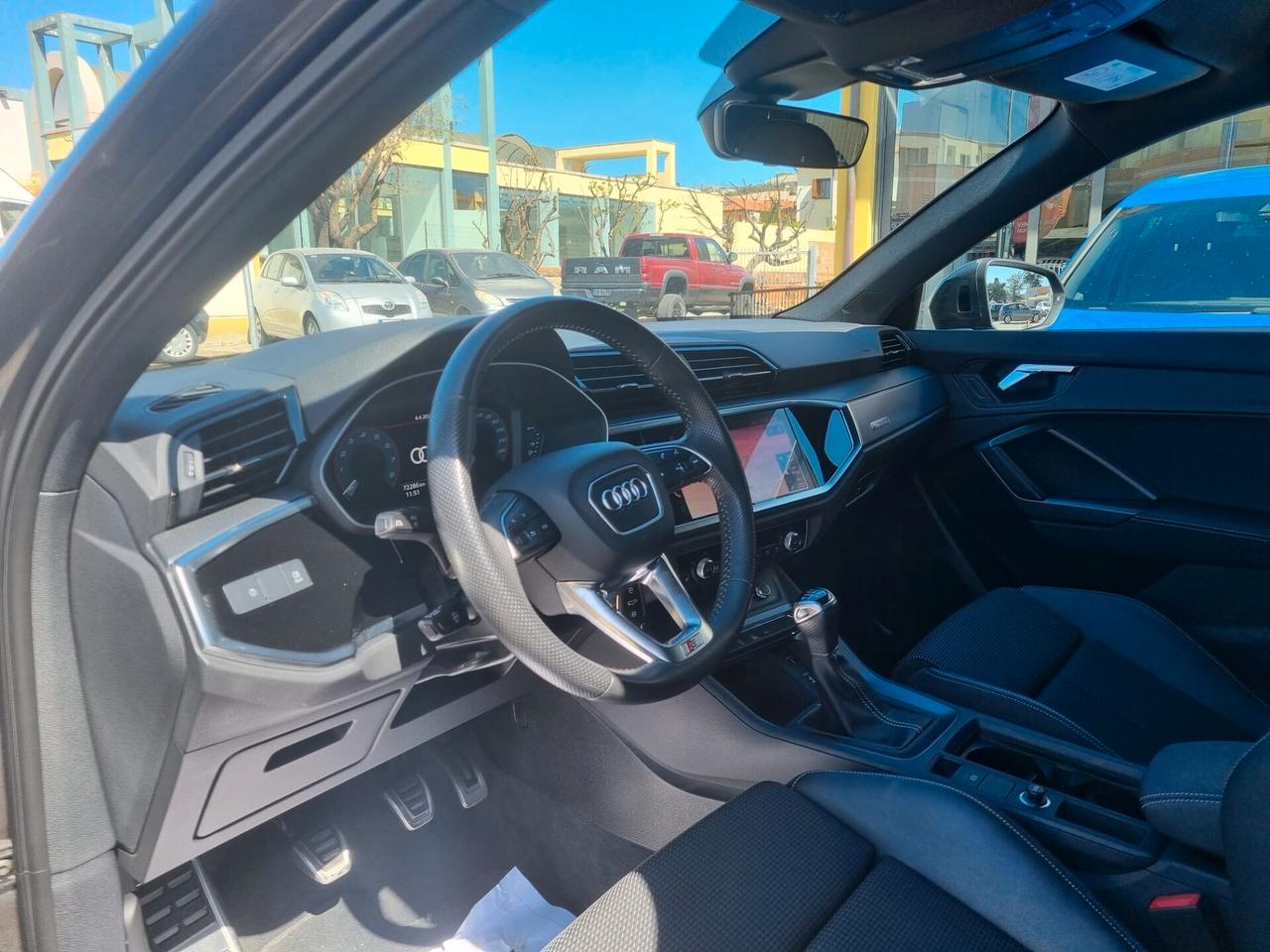 Audi Q3 35 TDI S tronic 150 cv