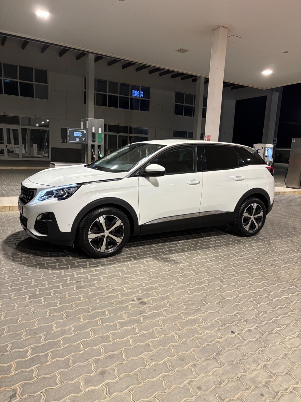 Peugeot 3008 BlueHDi 120 S&S EAT6 Allure