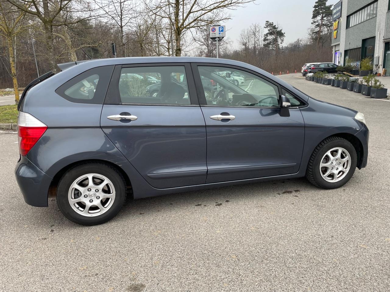 Honda FR-V 1.7 16V VTEC Comfort Plus