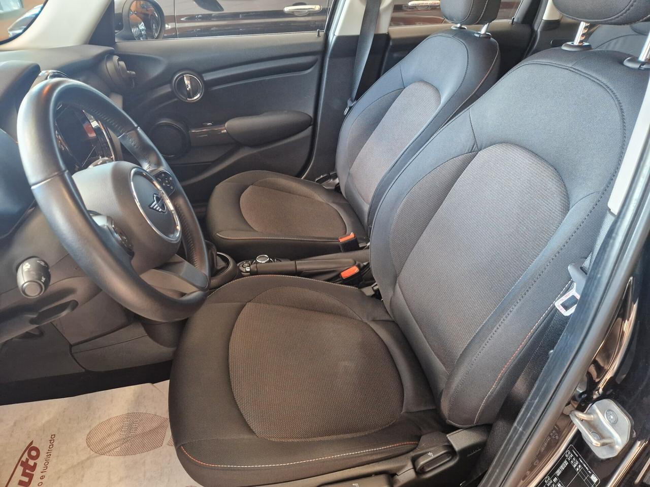 Mini Mini 1.5 One 5 porte FIRST