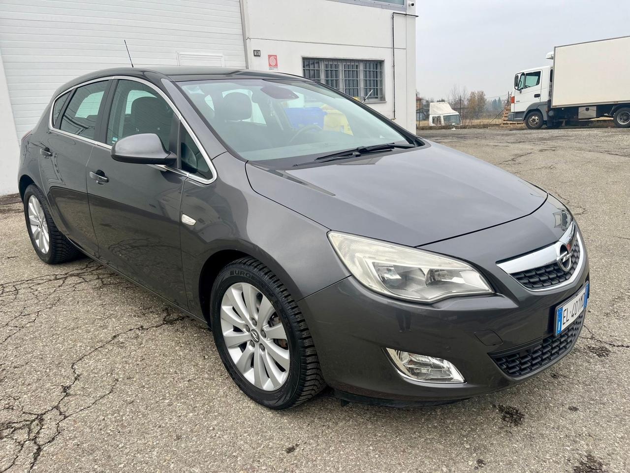 Opel Astra 1.7cdti 2011 109.000km cinghia/tagliando appena fatti