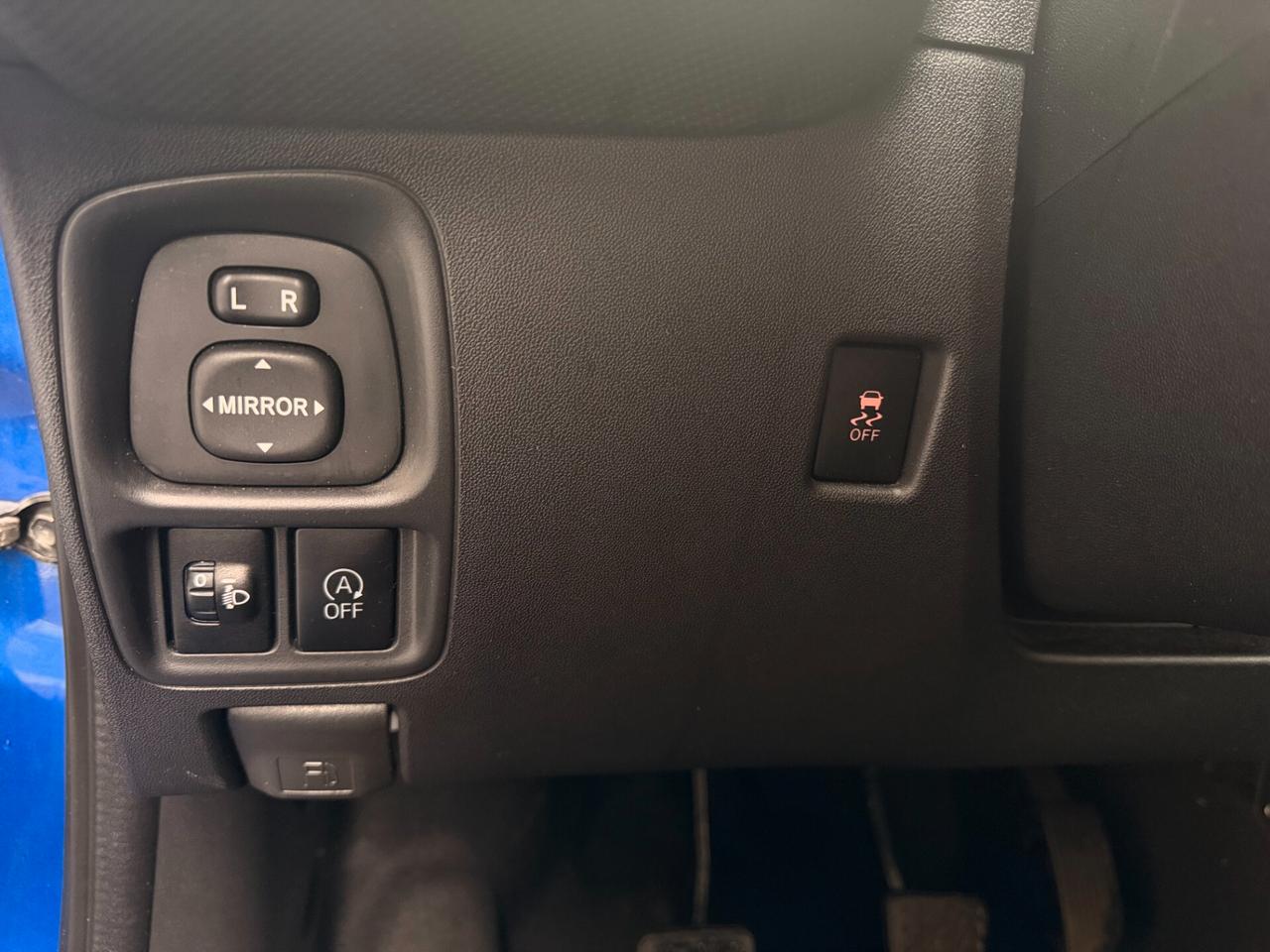 Citroen C1 1.0 VTi 72 CV 5 porte Shine