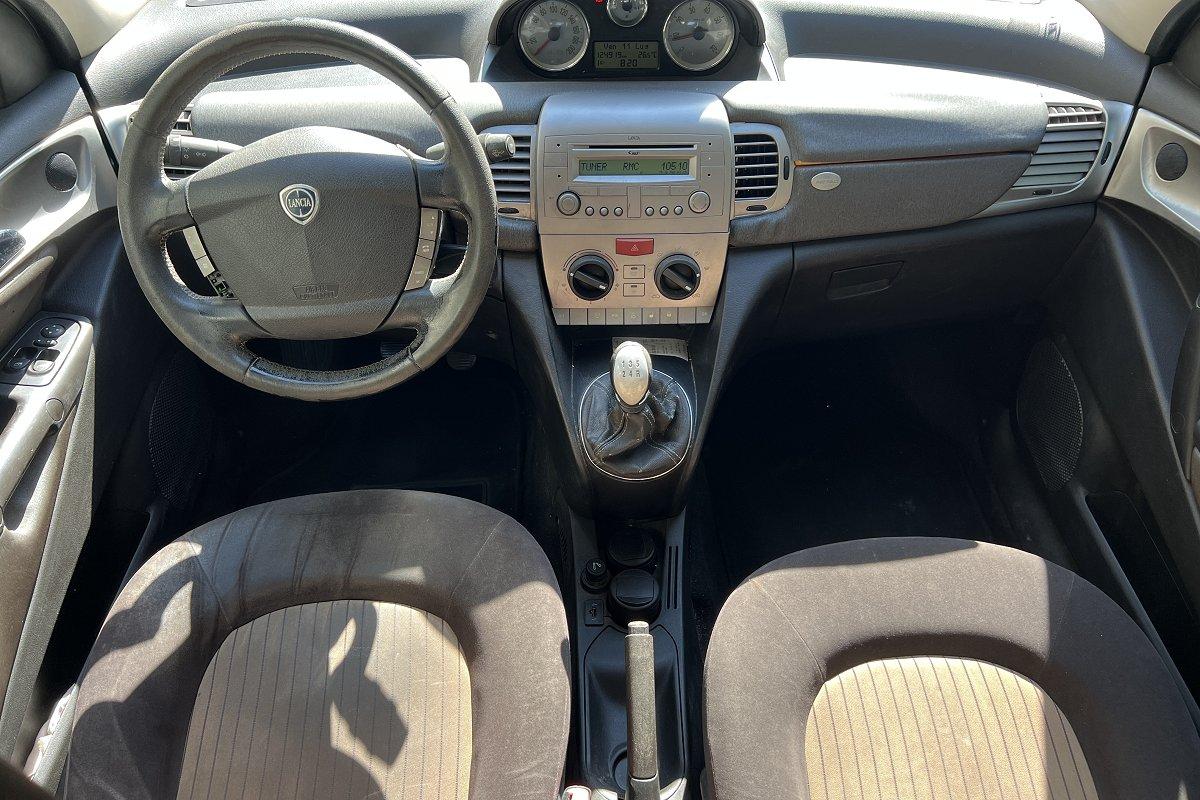 LANCIA Ypsilon 1.2 Oro