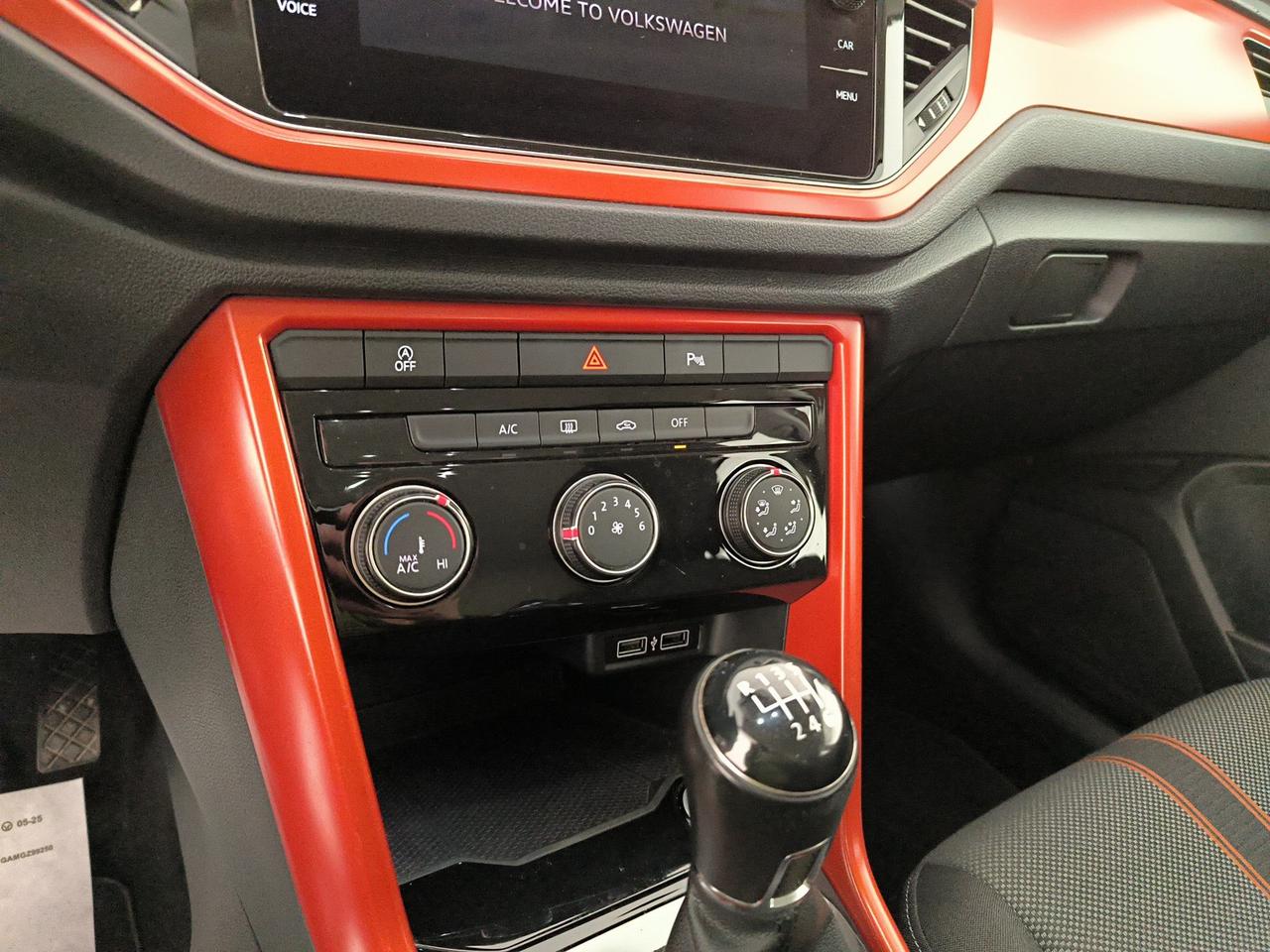 Volkswagen T-Roc 1.6 tdi style