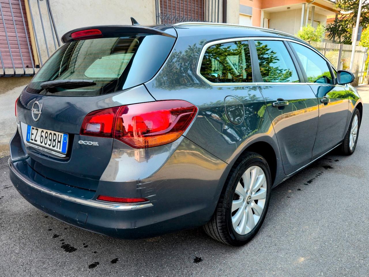 Opel Astra 1.6 CDTI