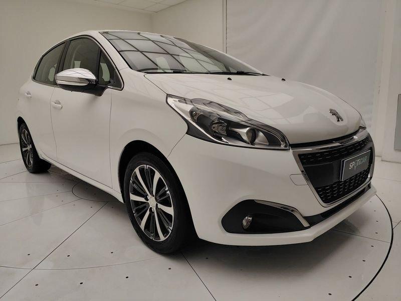 Peugeot 208 I 2015 1.2 puretech Allure 82cv 5p