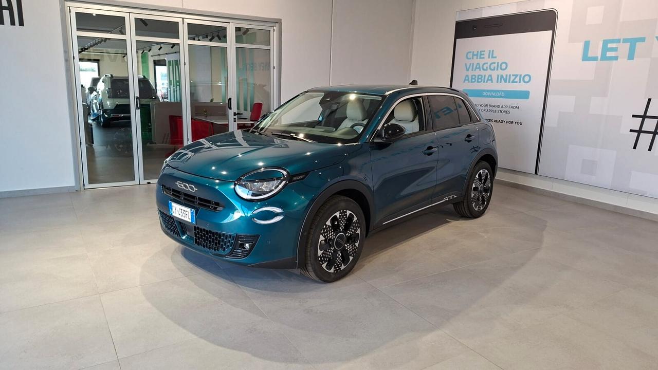Fiat 600 Hybrid 110 CV DCT MHEV La Prima